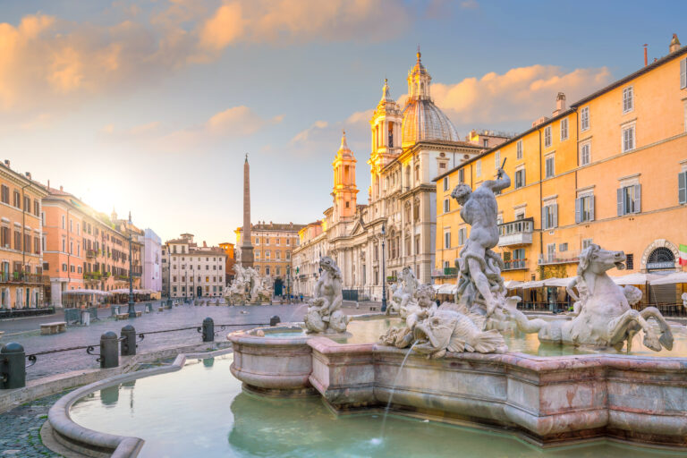 Piazza,Navona,In,Rome,,Italy,At,Twilight